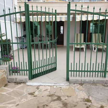 Lucky 2 Feya Apartman